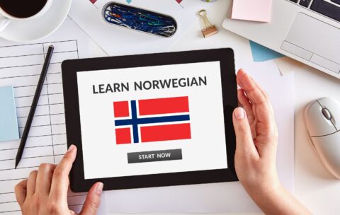 ipad with Norwegian language course for nurses